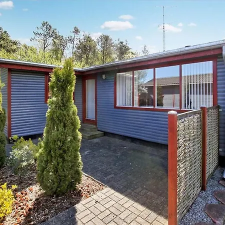 Tatil Evi Three-bedroom Holiday In Hals