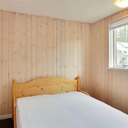 Three-bedroom Holiday In